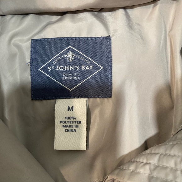 St. John’s Bay Faux Fur Coat size M - Picture 3 of 7